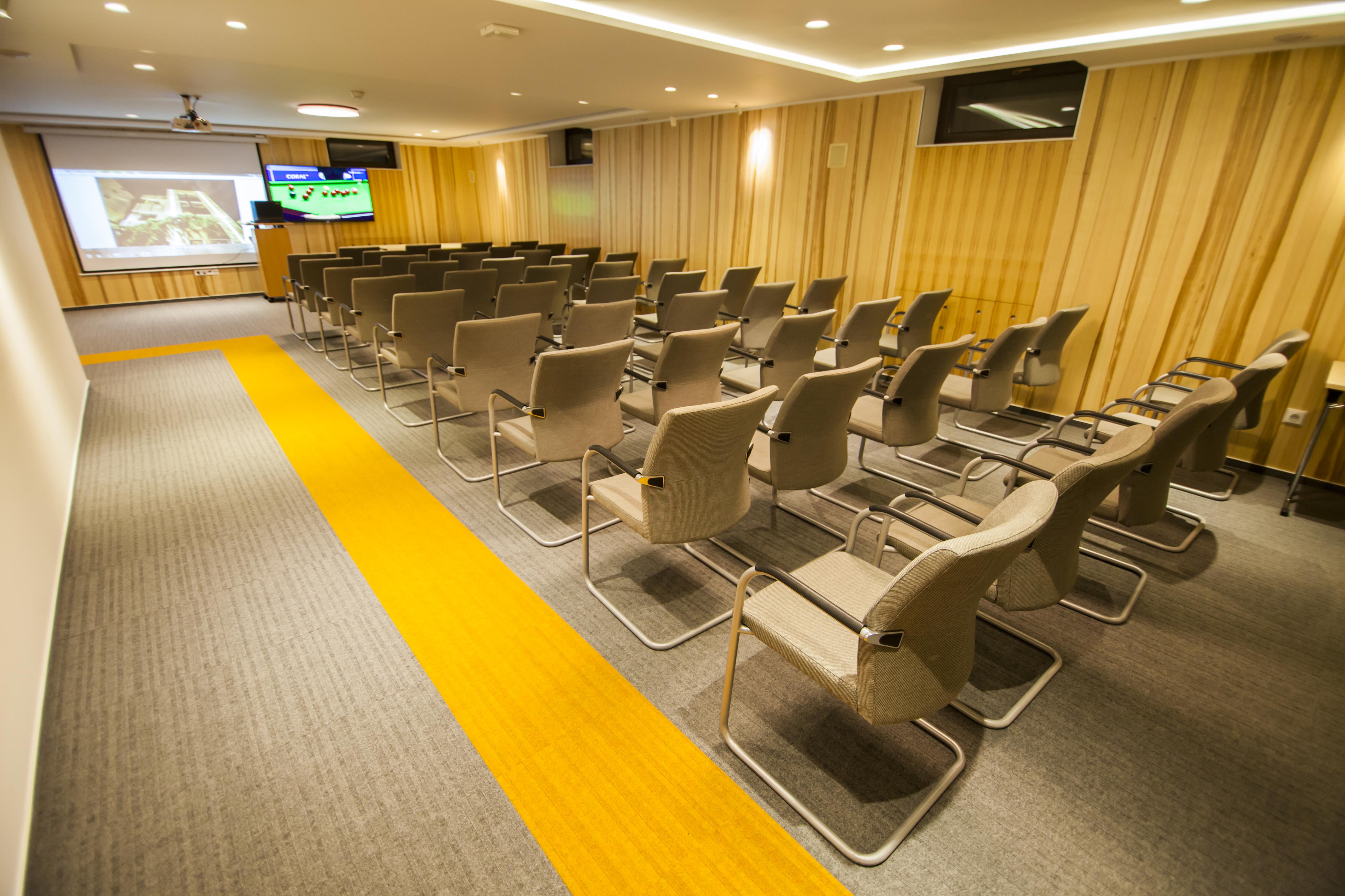 Cluj Business Class エクステリア 写真